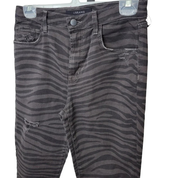 J Brand  Ruby High Waisted Zebra Distressed Jeans Size 27 - Picture 5 of 8